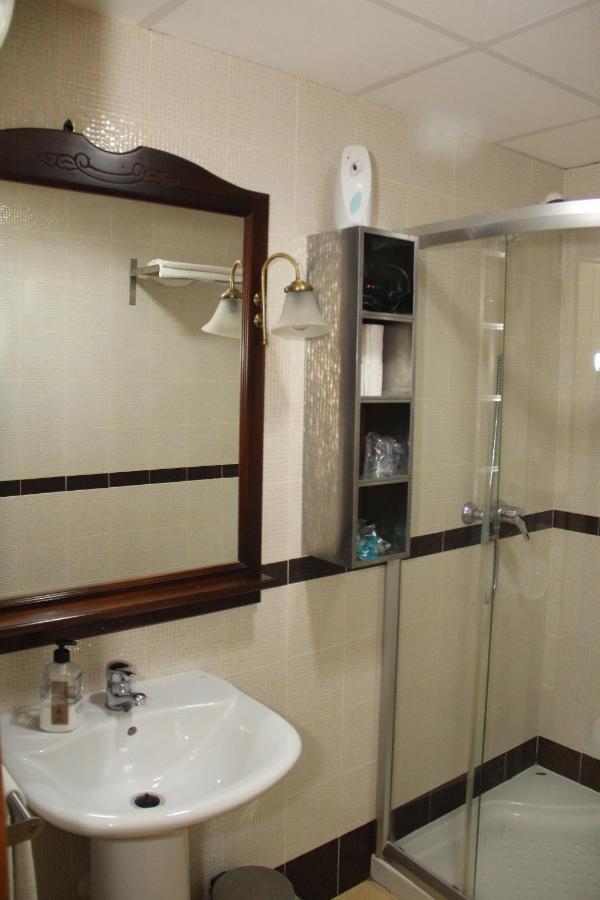 Apartamentos Alcazar De Баэса Экстерьер фото